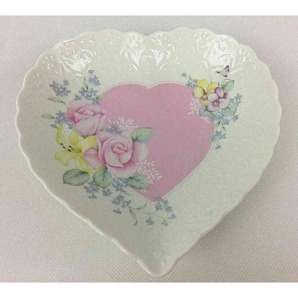 Mikasa Japan Heart Shaped Plate Raised Pink Roses Fine Bone China Valentines